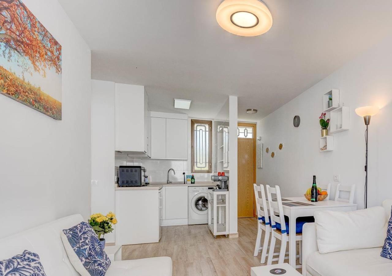Stylish Flat And Pool With 3 Rooms, Sleeps 6, Los Cristianos Los Cristianos  Luaran gambar
