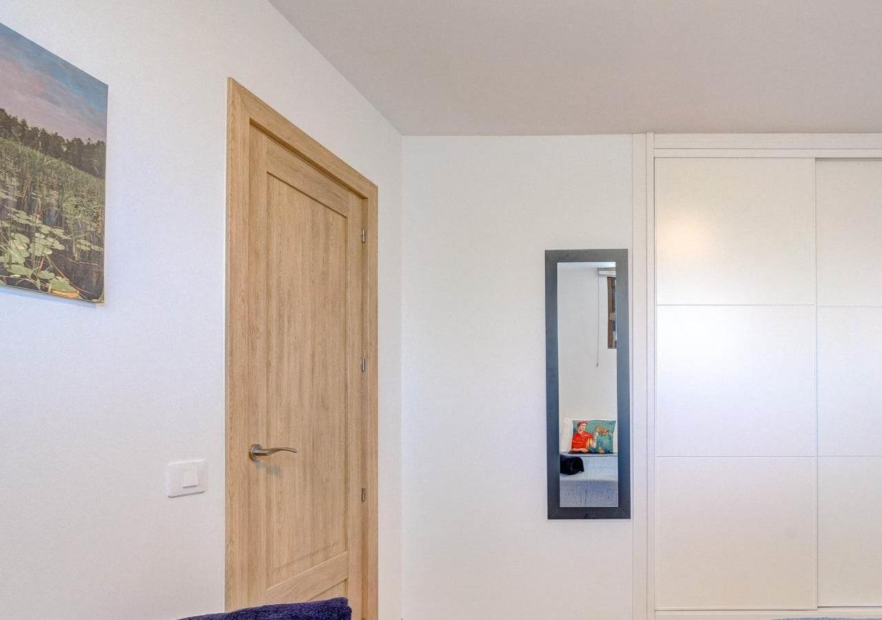 Stylish Flat And Pool With 3 Rooms, Sleeps 6, Los Cristianos Los Cristianos  Luaran gambar